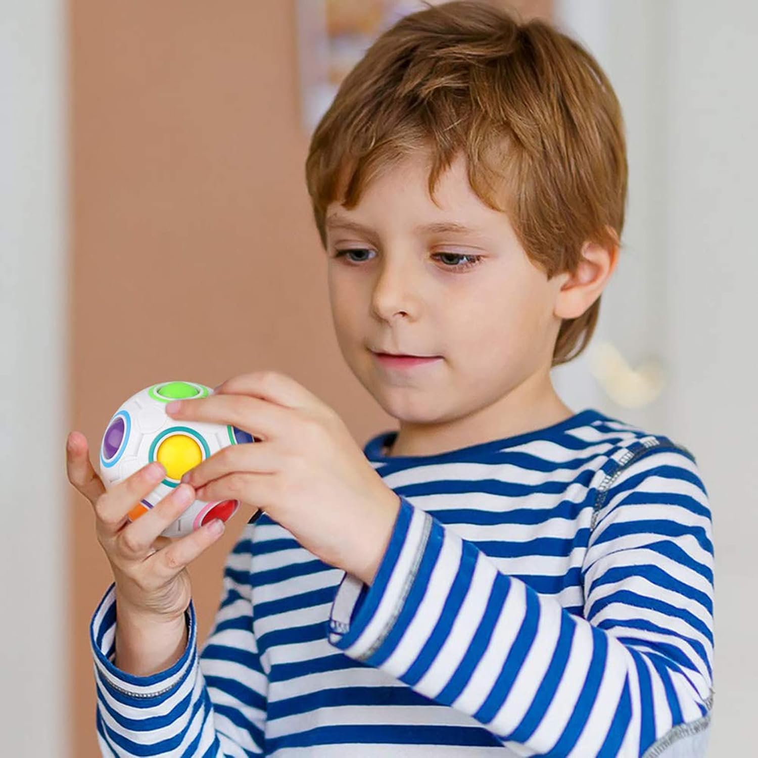 Jogo Mágico de Quebra-cabeça de Bola Rainbow Puzzle Ball Fidget Jogo de Habilidade com Bolas de Alívio do Stress, Rainbow Puzzle Cube Kids Rainbow Ball Toy Teasers Jogos de Brinquedos de Brinquedos para Crianças Adultas (12 Buracos) - Imagem 6