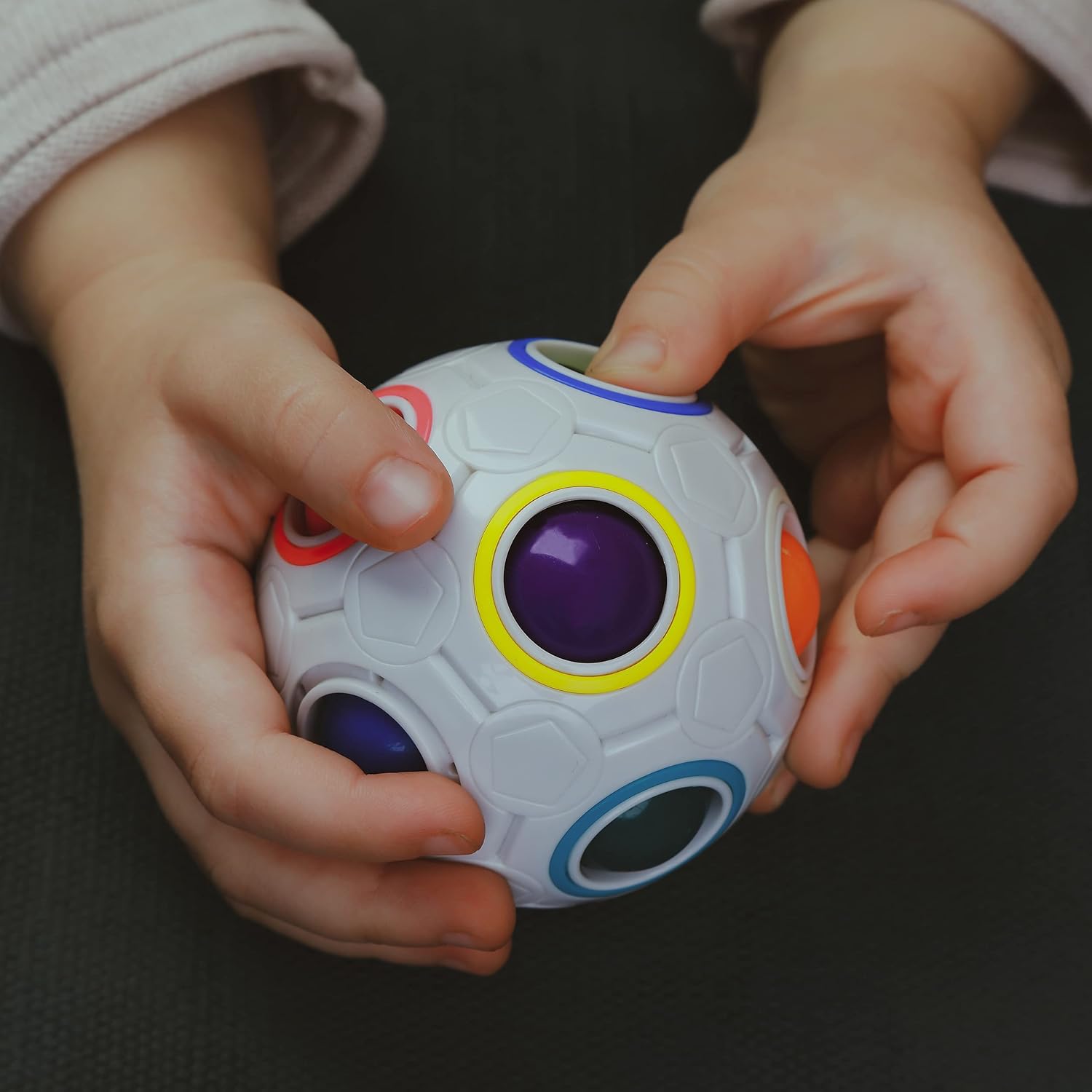 Jogo Mágico de Quebra-cabeça de Bola Rainbow Puzzle Ball Fidget Jogo de Habilidade com Bolas de Alívio do Stress, Rainbow Puzzle Cube Kids Rainbow Ball Toy Teasers Jogos de Brinquedos de Brinquedos para Crianças Adultas (12 Buracos) - Imagem 3